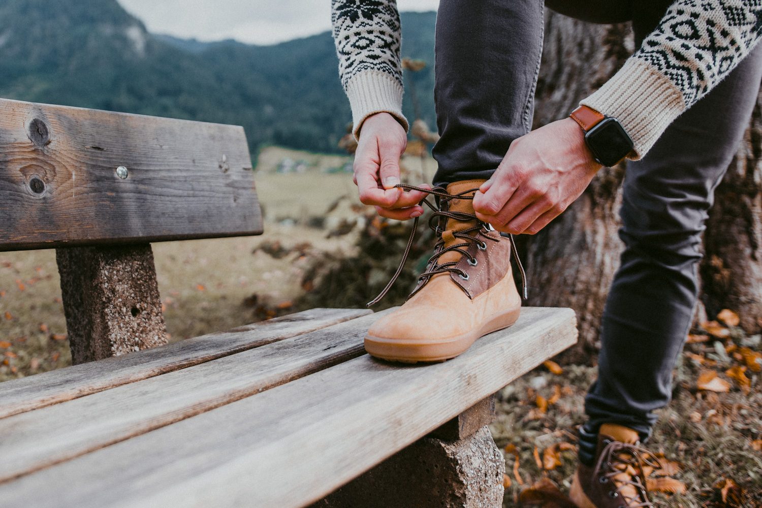 Chaussures barefoot Be Lenka Nevada Neo - Sand & Dark Brown.


.insulation-properies{display:flex}@media(max-width:991px){.insulation-properies{flex-direction:column}}﻿﻿﻿﻿﻿﻿

les chaussures barefoot imitent parfaitement la marche pieds nus, exactement comme la nature l'a conçuedes chaussures minimalistes idéales pour un hiver plus douxun col de cheville rembourré offre une chaleur supplémentaire, pendant que la sangle facilite l'enfilagela semelle en caoutchouc antidérapante nouvellement conçue garantit une excellente protection et adhérence lors de la marche sur diverses surfacespartie avant généreuse de la chaussure pour un espace suffisant pour les orteils et une sensation pieds nus uniquedes matériaux de première qualité sélectionnés avec soin et coupés par nos artisans qualifiésla semelle DeepGrip est conçue pour une meilleure stabilité sur différentes surfaces
Avantages des chaussures barefoot:
semelle ultra souplezéro drop : talon et orteils au même niveau pour une bonne posturepointe spacieuse pour vos doigtschaussures légères
Type : chaussure de ville