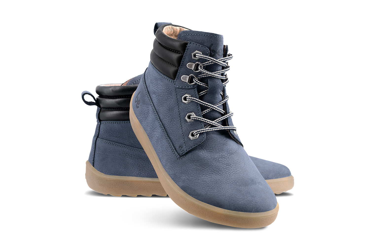 Chaussures barefoot Be Lenka Nevada Neo - Dark Blue.


.insulation-properies{display:flex}@media(max-width:991px){.insulation-properies{flex-direction:column}}﻿﻿﻿﻿﻿﻿

les chaussures barefoot imitent parfaitement la marche pieds nus, exactement comme la nature l'a conçuedes chaussures minimalistes idéales pour un hiver plus douxun col de cheville rembourré offre une chaleur supplémentaire, pendant que la sangle facilite l'enfilagela semelle en caoutchouc antidérapante nouvellement conçue garantit une excellente protection et adhérence lors de la marche sur diverses surfacespartie avant généreuse de la chaussure pour un espace suffisant pour les orteils et une sensation pieds nus uniquedes matériaux de première qualité sélectionnés avec soin et coupés par nos artisans qualifiésla semelle DeepGrip est conçue pour une meilleure stabilité sur différentes surfaces
Avantages des chaussures barefoot:
semelle ultra souplezéro drop : talon et orteils au même niveau pour une bonne posturepointe spacieuse pour vos doigtschaussures légères
Type : chaussure de ville