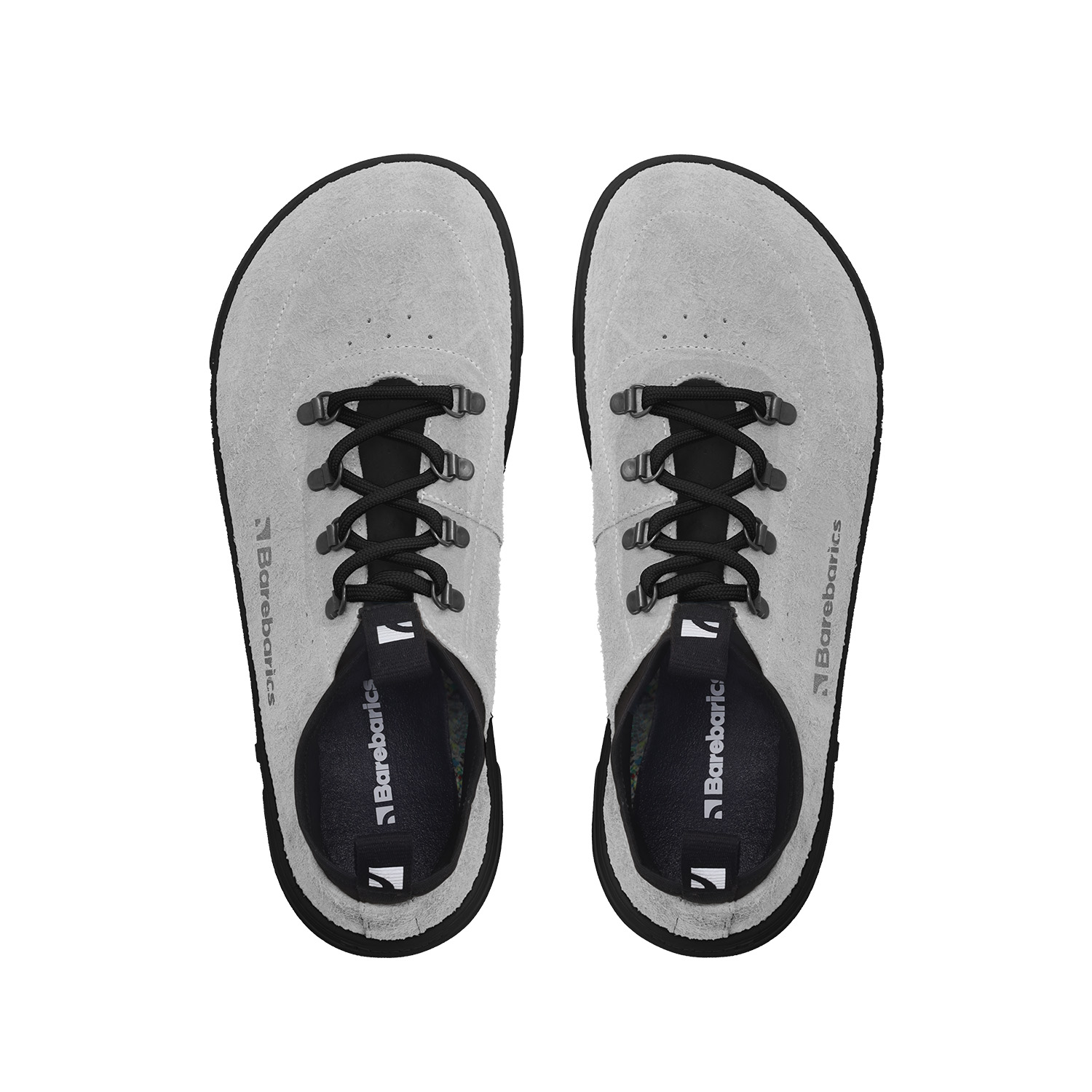 Barefoot Sneakers Barebarics Bronx - Grey.
Les baskets Barebarics sont fabriquées selon des processus qui minimisent l'impact sur l'environnement.
  La tige est en cuir et textile  La doublure est en lycra et microfibre  La semelle est en gomme synthétique souple à haute résistance à l'usure.



Attributs barefoot
  Forme anatomique - Les basket respectent la forme du pied.




Plus d'information
design urbain moderneconçu et fabriqué à la main dans l’Union européenne, à partir de matériaux durables locauxexcellente durabilité et solidité des couleurs des matériauxdisponible en numéros : 36 - 47 (selon mesure européenne)chaussure de ville