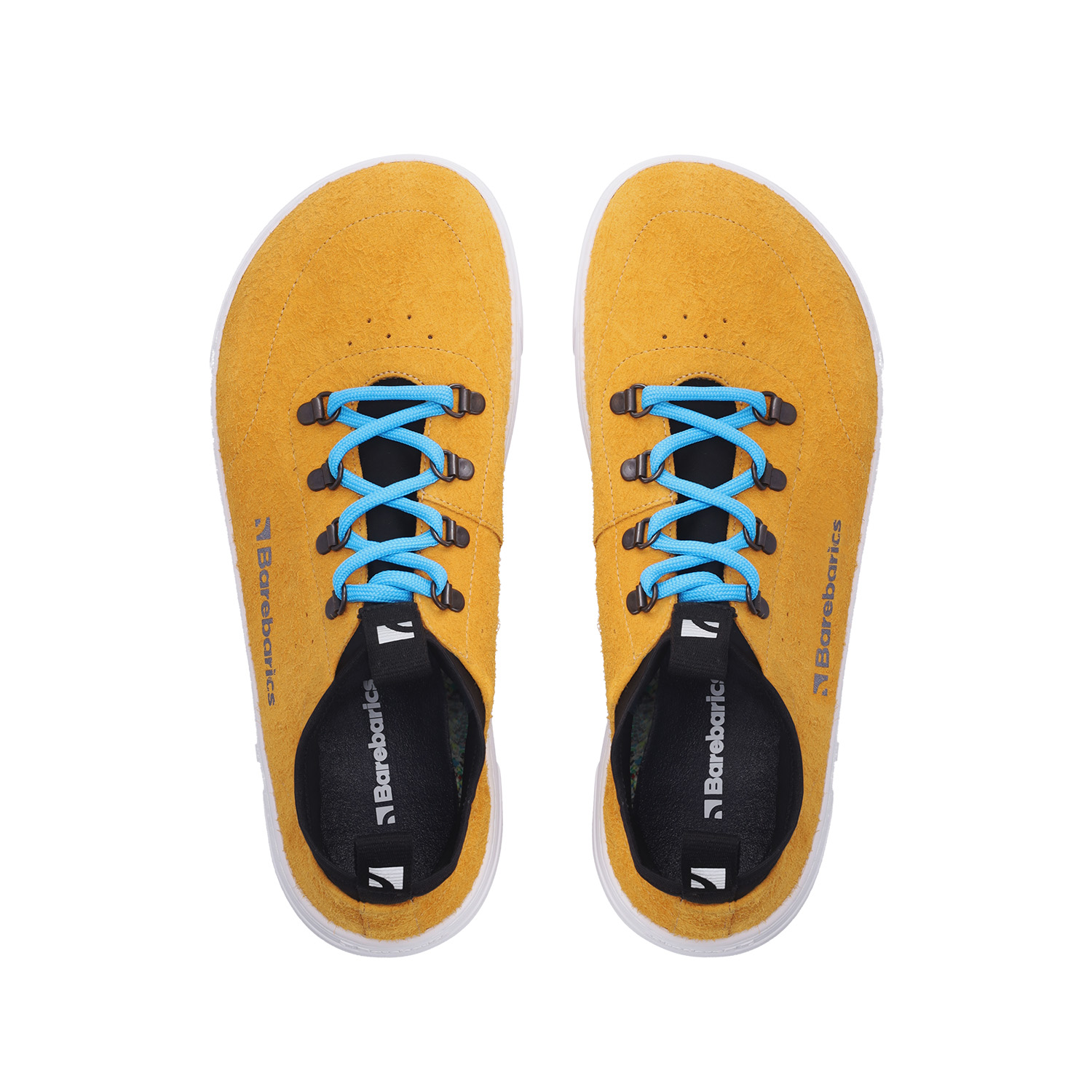 Barefoot Sneakers Barebarics Bronx - Mustard.
Les baskets Barebarics sont fabriquées selon des processus qui minimisent l'impact sur l'environnement.
  La tige est en cuir et textile  La doublure est en lycra et microfibre  La semelle est en gomme synthétique souple à haute résistance à l'usure.



Attributs barefoot
  Forme anatomique - Les basket respectent la forme du pied.




Plus d'information
design urbain moderneconçu et fabriqué à la main dans l’Union européenne, à partir de matériaux durables locauxexcellente durabilité et solidité des couleurs des matériauxdisponible en numéros : 36 - 47 (selon mesure européenne)chaussure de ville