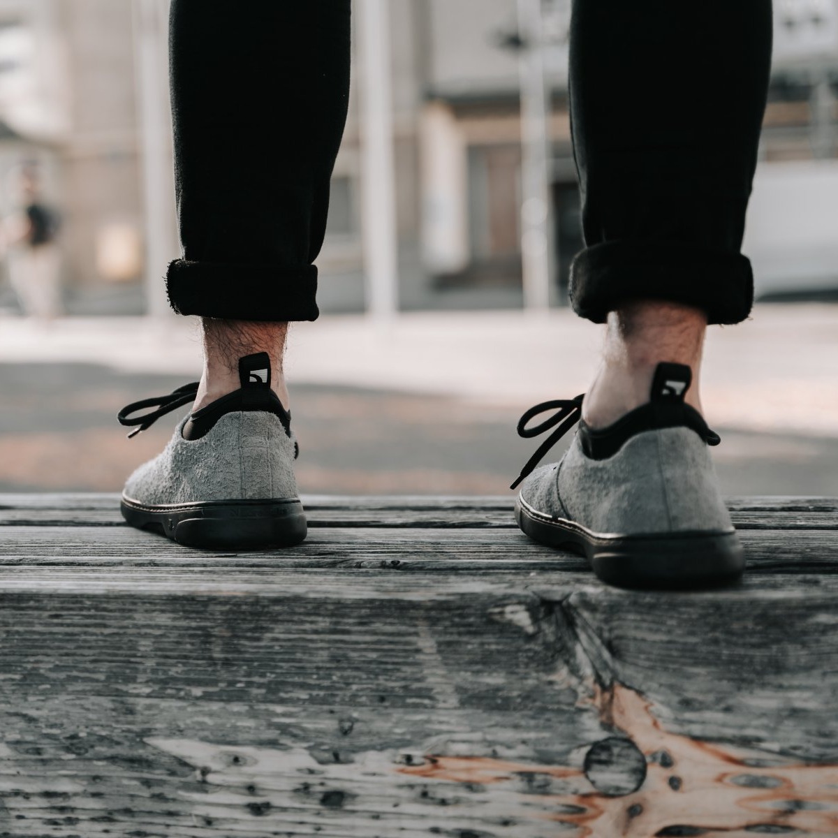 Barefoot Sneakers Barebarics Bronx - Grey.
Les baskets Barebarics sont fabriquées selon des processus qui minimisent l'impact sur l'environnement.
  La tige est en cuir et textile  La doublure est en lycra et microfibre  La semelle est en gomme synthétique souple à haute résistance à l'usure.



Attributs barefoot
  Forme anatomique - Les basket respectent la forme du pied.




Plus d'information
design urbain moderneconçu et fabriqué à la main dans l’Union européenne, à partir de matériaux durables locauxexcellente durabilité et solidité des couleurs des matériauxdisponible en numéros : 36 - 47 (selon mesure européenne)chaussure de ville