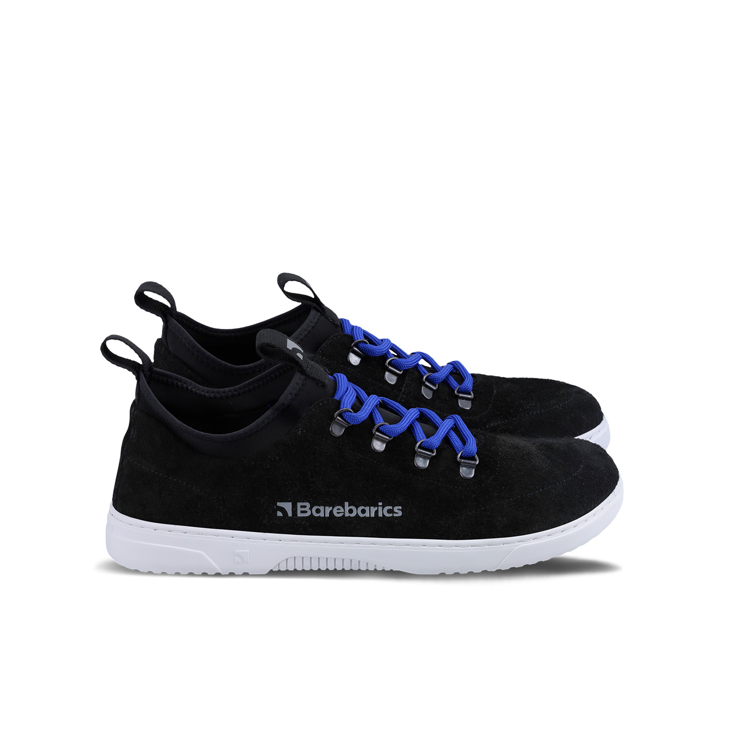 Barefoot Sneakers Barebarics Bronx - Black.
Les baskets Barebarics sont fabriquées selon des processus qui minimisent l'impact sur l'environnement.
  La tige est en cuir et textile  La doublure est en lycra et microfibre  La semelle est en gomme synthétique souple à haute résistance à l'usure.



Attributs barefoot
  Forme anatomique - Les basket respectent la forme du pied.




Plus d'information

design urbain moderneconçu et fabriqué à la main dans l’Union européenne, à partir de matériaux durables locauxexcellente durabilité et solidité des couleurs des matériauxdisponible en numéros : 36 - 47 (selon mesure européenne)chaussure de ville