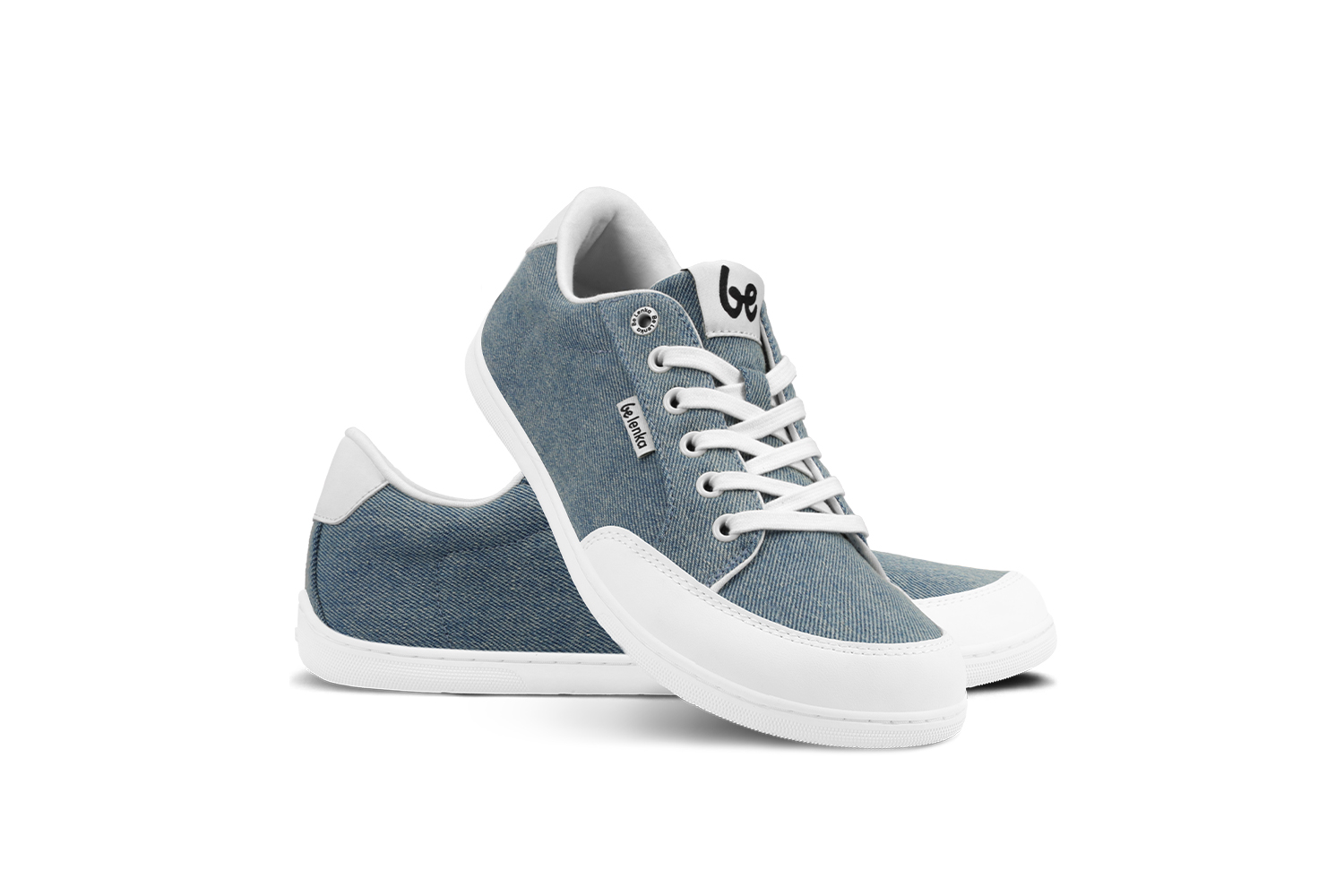 Barefoot baskets Be Lenka Rebound - Denim Light Blue.




des chaussures extrêmement légères pour tous les amateurs de classiques urbainssemelle EverydayComfort Neo cousue pour une durée de vie plus longue de la chaussurelogo textile sur la languette et le dessus des basketsdeux œillets à l'intérieur des baskets pour l'aération

Avantages des chaussures barefoot:
elles imitent parfaitement la marche pieds nus la forme anatomique de la chaussure offre un espace généreux pour les orteilsl'inclinaison nulle de la semelle maintient le talon et la pointe dans le même plan pour une bonne postureune semelle de stimulation d'une épaisseur de 5 mm active les terminaisons nerveuses du pieddes matériaux flexibles assurent une meilleure fonctionnalité des muscles et tendons du piedla légèreté des chaussures comme prévention contre la fatigue des pieds
Type: chaussure de ville