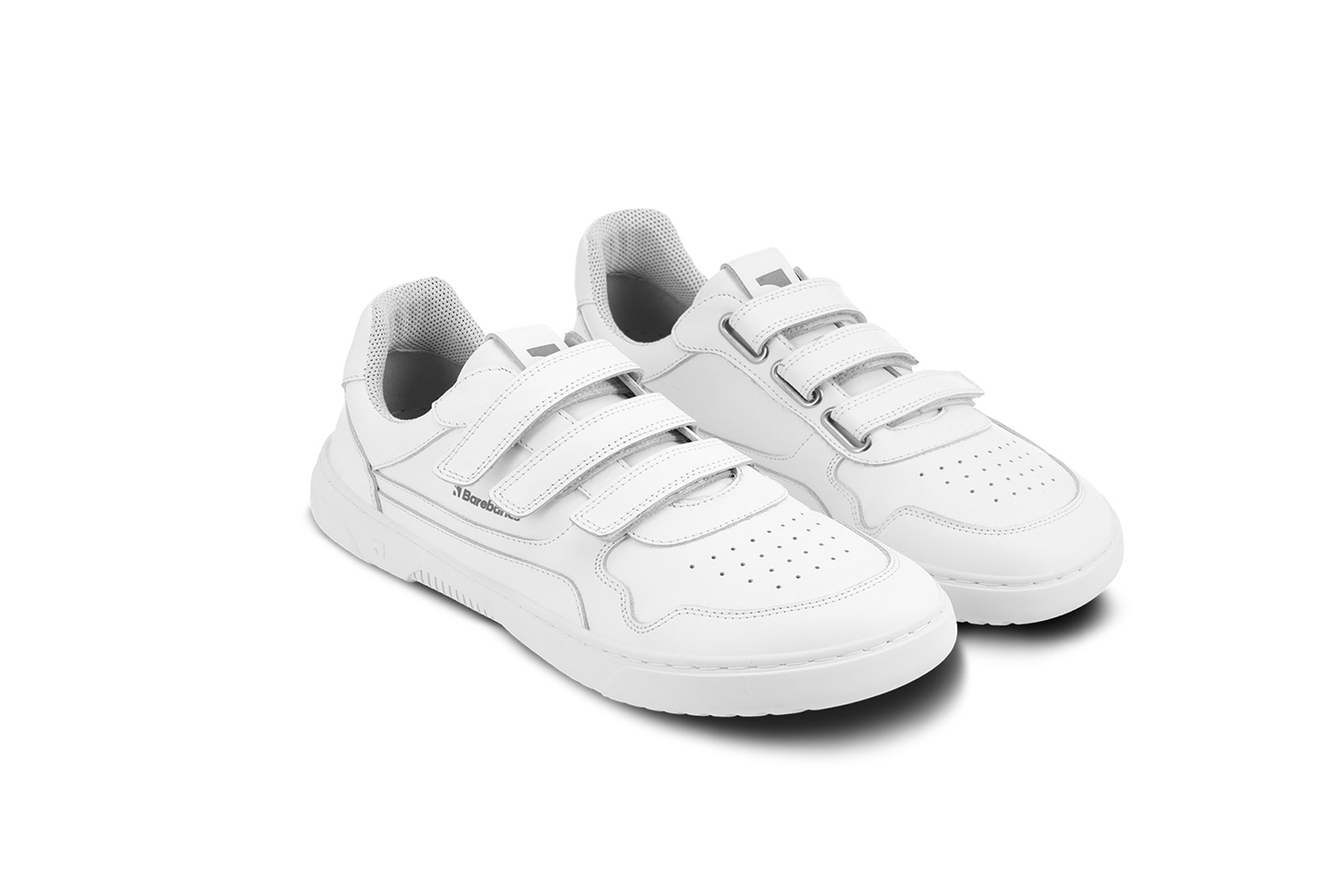 Barefoot Sneakers Barebarics Zing Velcro - All White - Leather.
Forme anatomique - La chaussure respecte la forme du pied.
Plus d'informations
chaussure de villedesign extérieur moderneconçu et fabriqué à la main dans l'Union européenne,excellente durabilité et solidité des couleurs des matériaux,disponible en numéros : 36 - 47 (selon mesure européenne)