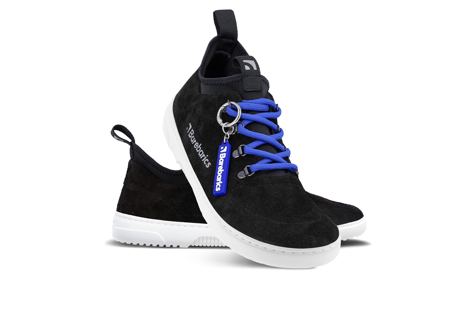 Barefoot Sneakers Barebarics Bronx - Black.
Les baskets Barebarics sont fabriquées selon des processus qui minimisent l'impact sur l'environnement.
  La tige est en cuir et textile  La doublure est en lycra et microfibre  La semelle est en gomme synthétique souple à haute résistance à l'usure.



Attributs barefoot
  Forme anatomique - Les basket respectent la forme du pied.




Plus d'information

design urbain moderneconçu et fabriqué à la main dans l’Union européenne, à partir de matériaux durables locauxexcellente durabilité et solidité des couleurs des matériauxdisponible en numéros : 36 - 47 (selon mesure européenne)chaussure de ville