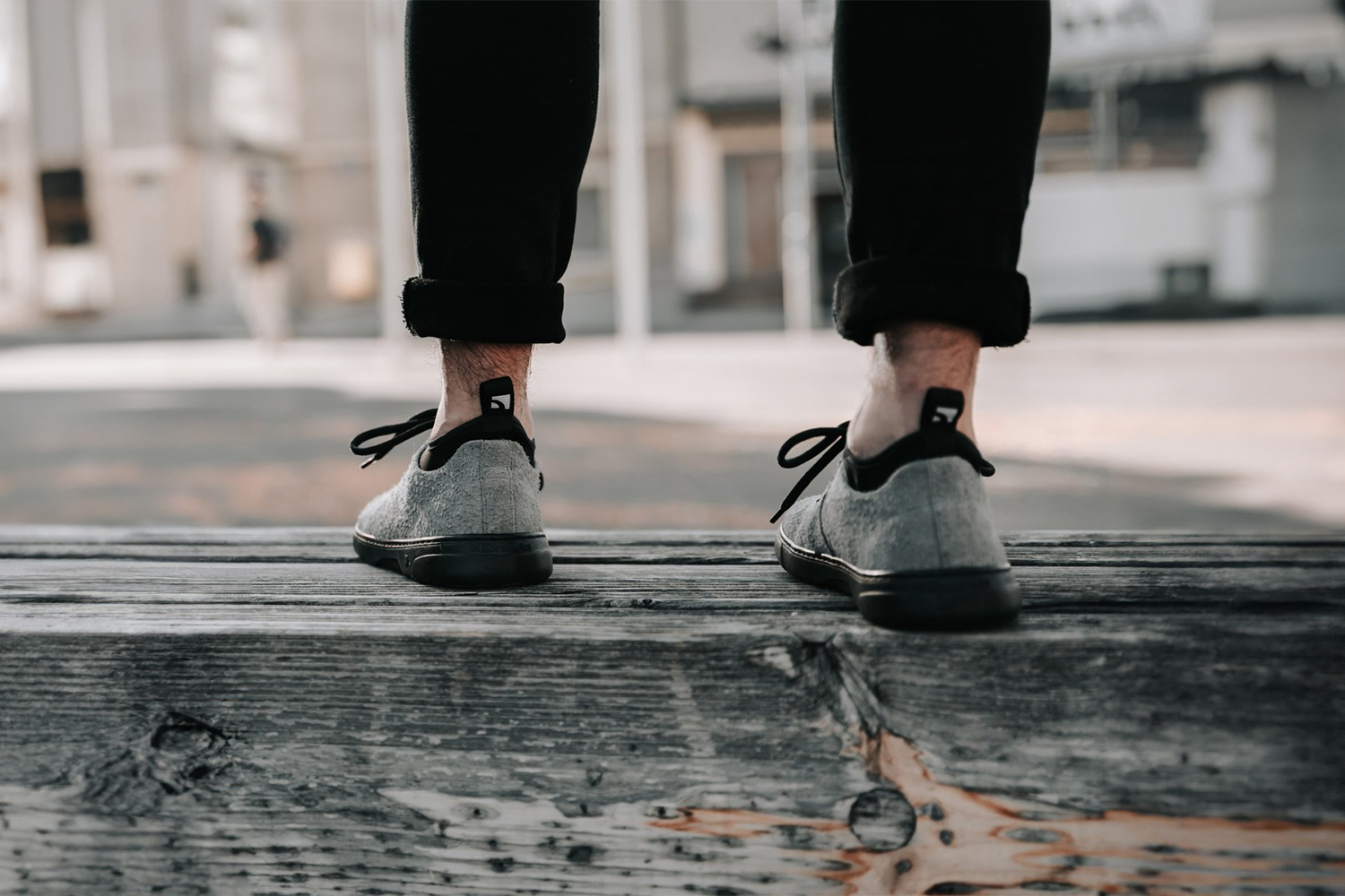 Barefoot Sneakers Barebarics Bronx - Grey.
Les baskets Barebarics sont fabriquées selon des processus qui minimisent l'impact sur l'environnement.
  La tige est en cuir et textile  La doublure est en lycra et microfibre  La semelle est en gomme synthétique souple à haute résistance à l'usure.



Attributs barefoot
  Forme anatomique - Les basket respectent la forme du pied.




Plus d'information
design urbain moderneconçu et fabriqué à la main dans l’Union européenne, à partir de matériaux durables locauxexcellente durabilité et solidité des couleurs des matériauxdisponible en numéros : 36 - 47 (selon mesure européenne)chaussure de ville